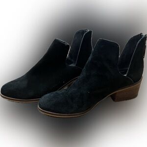 Steve Madden booties